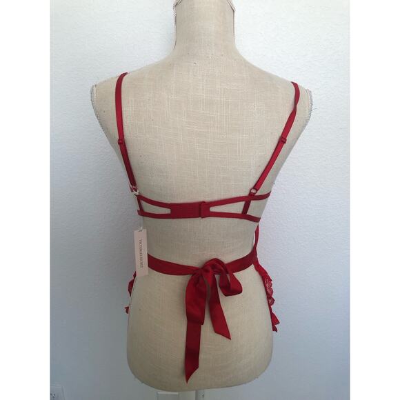 Victoria's Secret Bombshell Very Sexy Red Lace Padded Apron and Thong - M - Picture 6 of 9